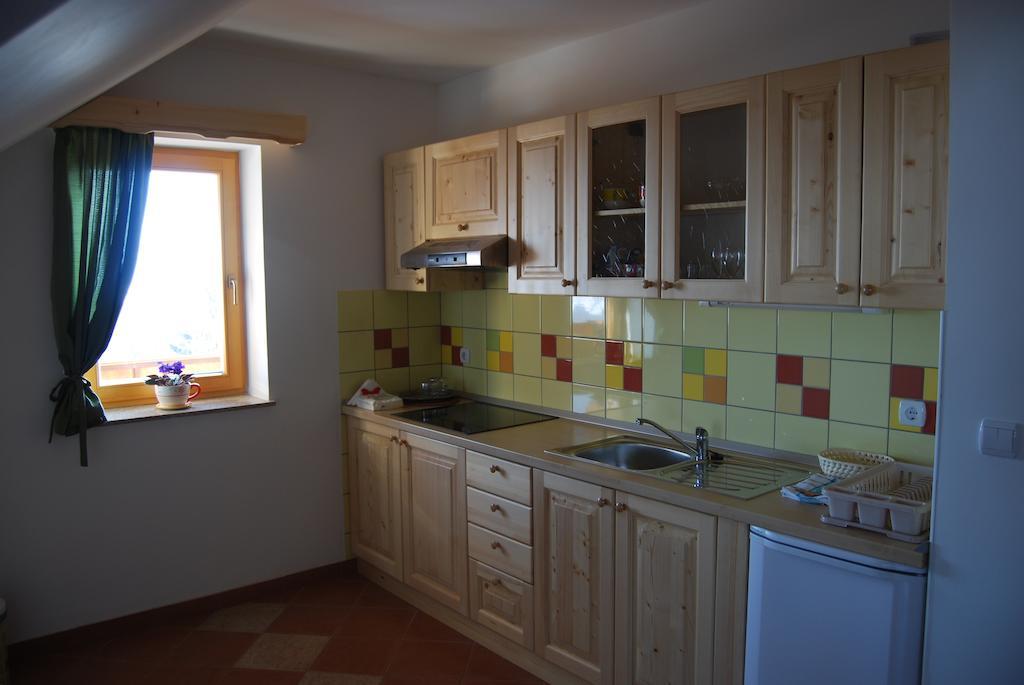 Apartments Organic Tourist Farm Jeglijenk Šentjanž pri Dravogradu Værelse billede